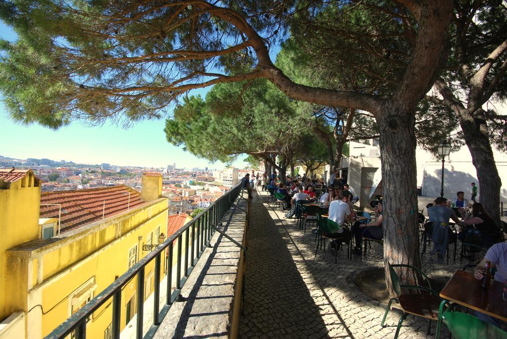 Sombrero Apartment Graca Lisbon Exterior photo